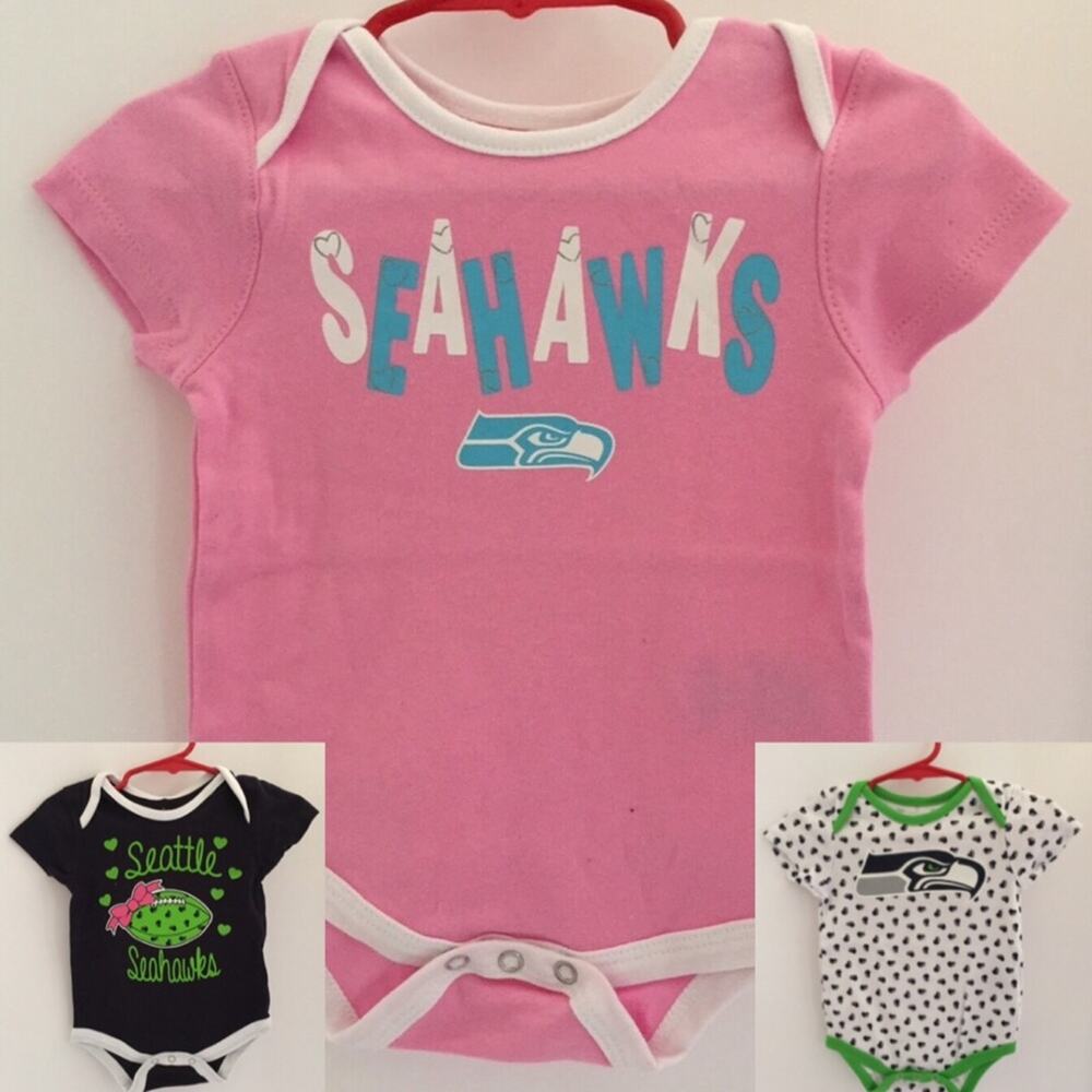 🏈NWT Set of 3 NFL Seattle Seahawks Heart Bodysuits (3-6 Months)